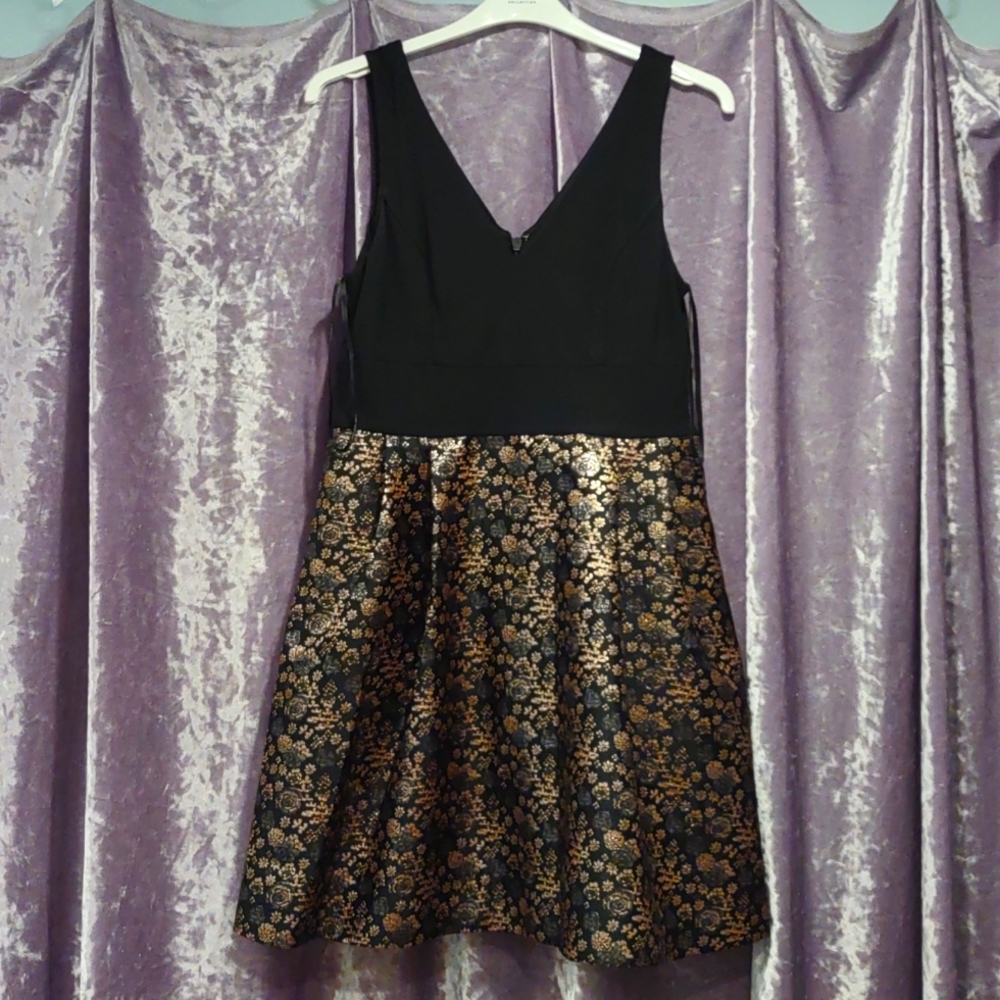 Fit and flare PROM DRESS